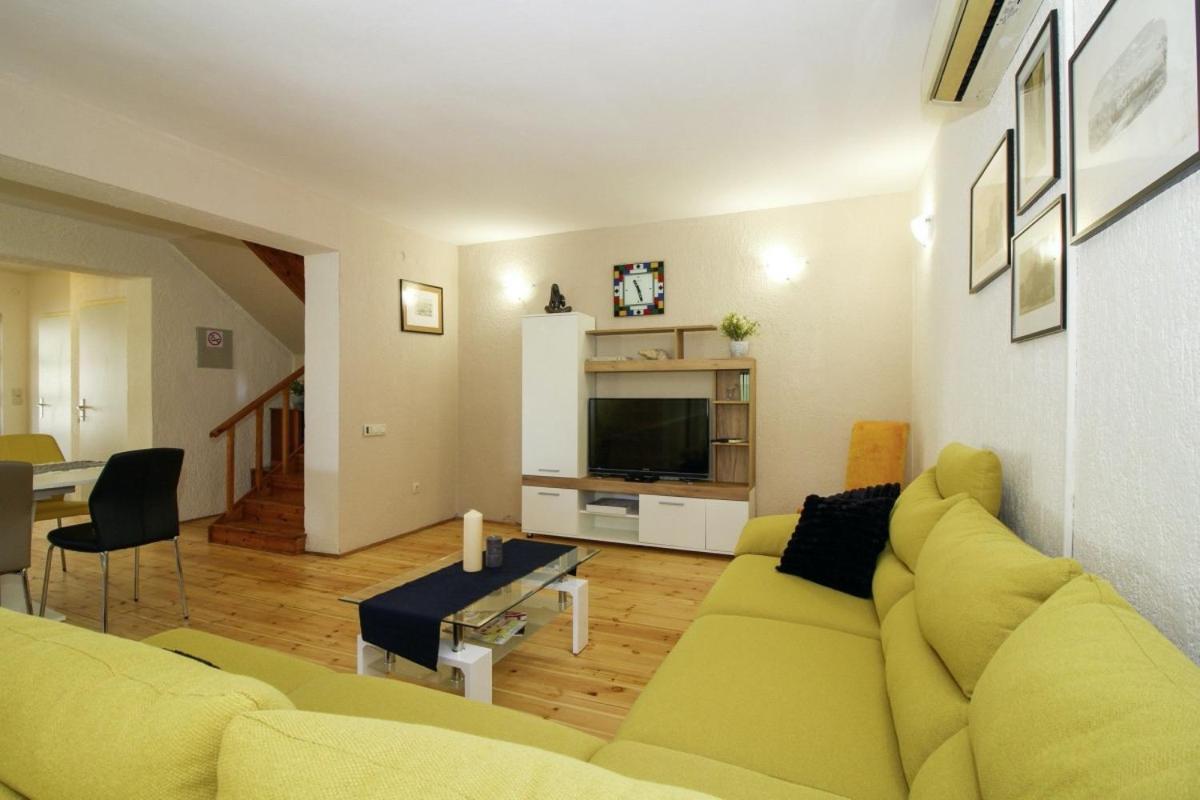 Casa Parenzana In Porec - Haus Fuer 7-9 Personen Exterior photo